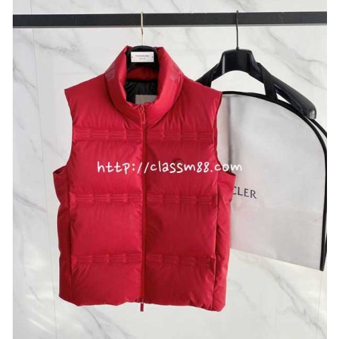 몽클레어 25 한정판 남여공용 A$AP Rocky Moncler Genius Sparky 민소매 패딩 조끼 자캣 A14242