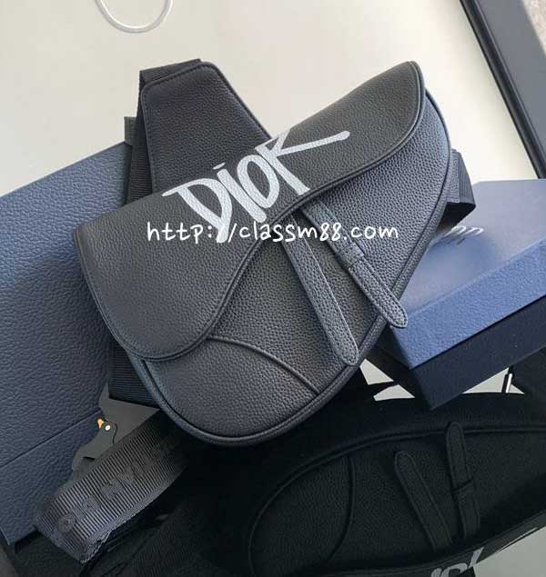 디올 25 한정판 Saddle Bag 소가죽 카프스킨 크로스백 가방 C5969