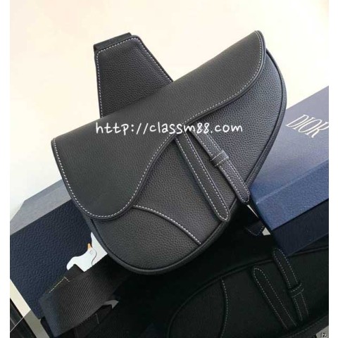 디올 25 한정판 Saddle Bag 소가죽 카프스킨 크로스백 가방 C5971