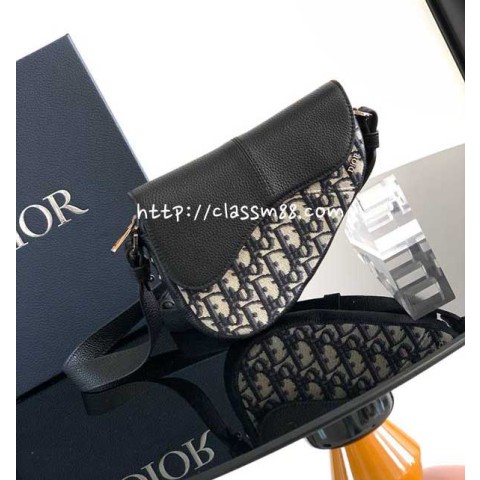 디올 25 한정판 소가죽 카프스킨 크로스백 가방 C5986