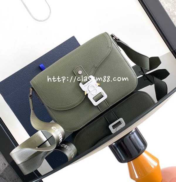 디올 25 한정판 1ADPO049 소가죽 카프스킨 크로스백 가방 C6025