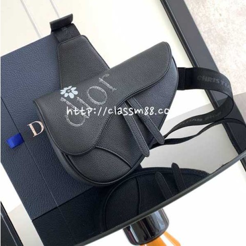 디올 25 한정판 1ADPO093 BY ERL 소가죽 카프스킨 크로스백 가방 C6038