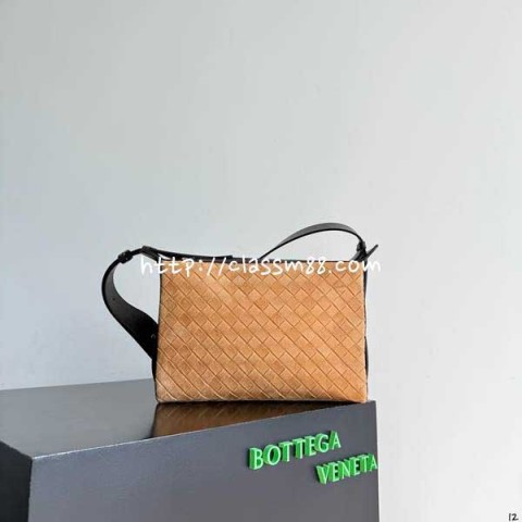 보테가베네타 25 한정판 Tribeca 836016 소가죽 카프스킨 클러치백 가방 C6045