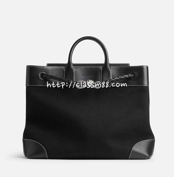 보테가베네타 25 한정판 Andiamo Voyager 크로스백 가방 C6046