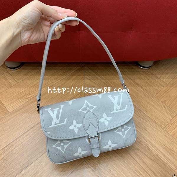 루이비통 25 한정판 Diane M14214 크로스백 가방 C6064