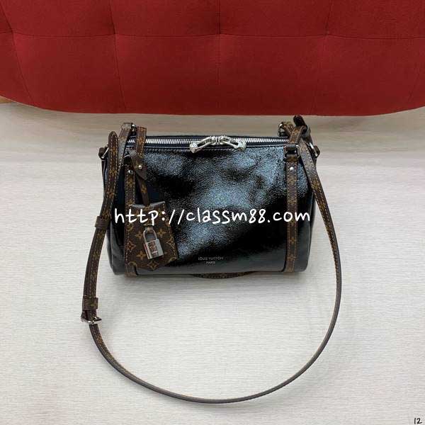 루이비통 25 한정판 express M27920 소가죽 카프스킨 크로스백 가방 C6071